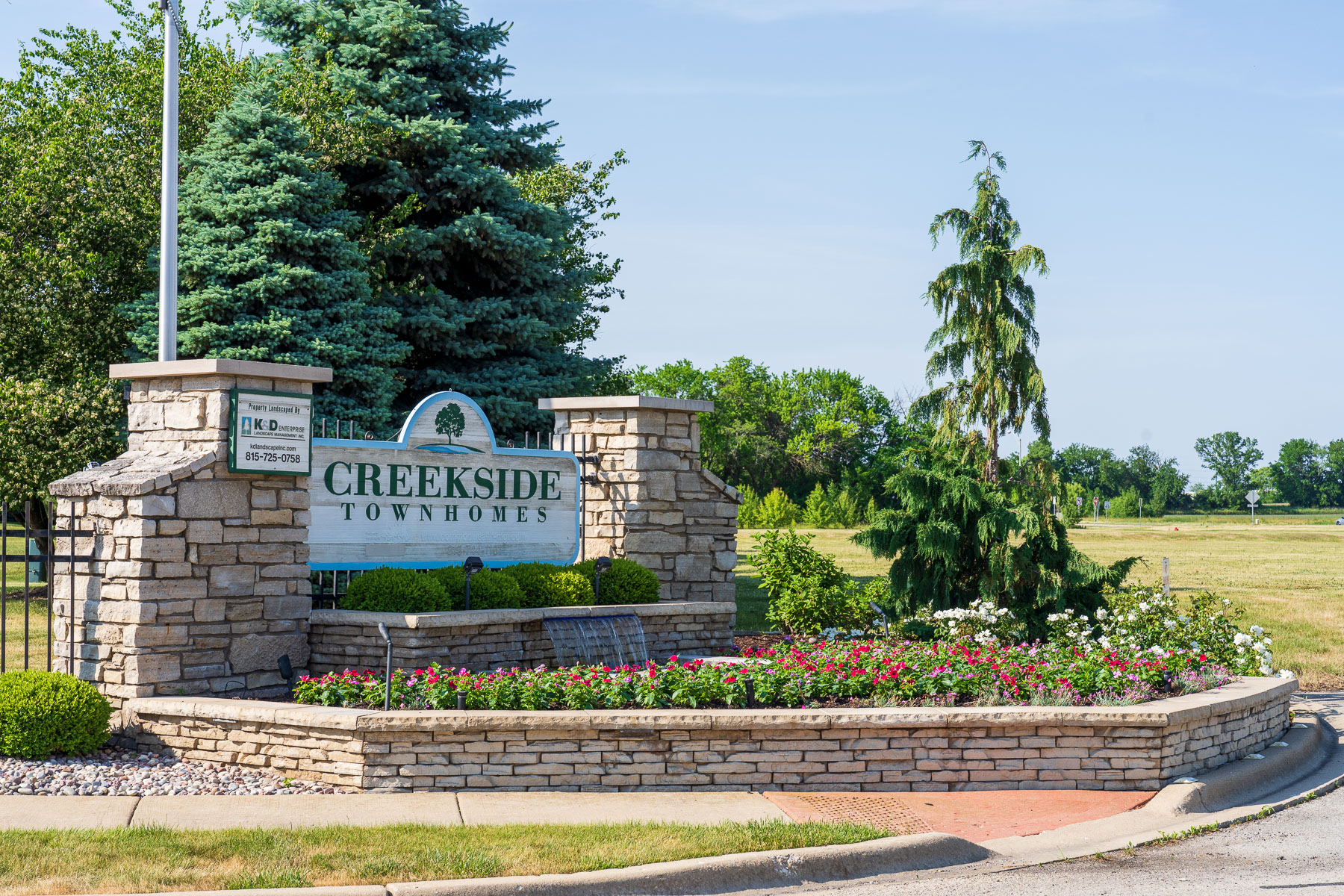 Picture of 5 Can't-Miss HOA Landscaping Policies to Include in Your Community's By ...